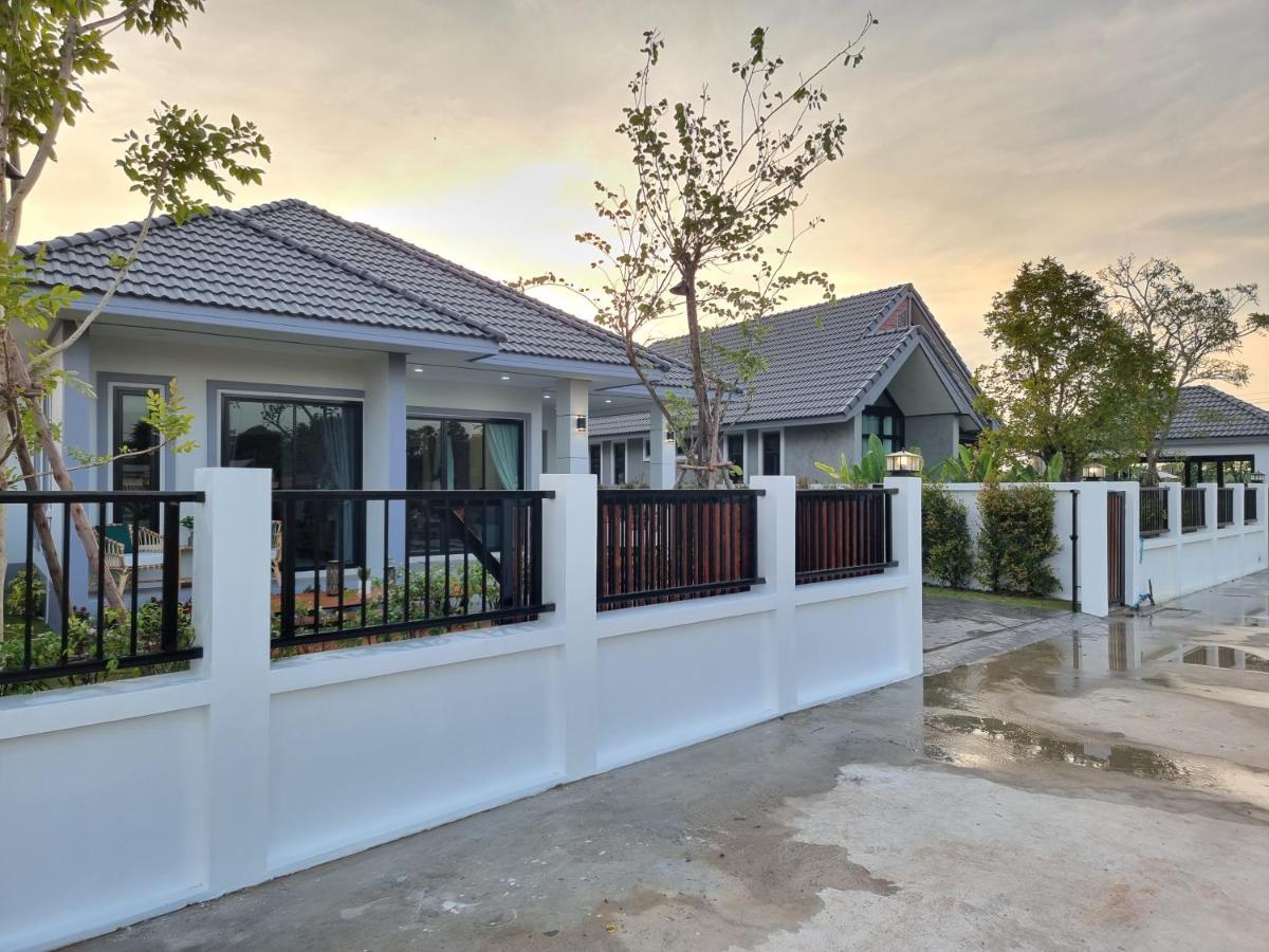 Vila Baan Dalah Buriram Exteriér fotografie